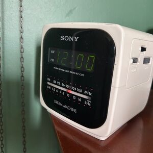 Clock Radio